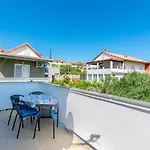 D. Matahlija Apartamento