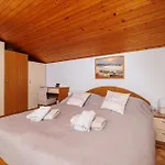 D. Matahlija Apartamento