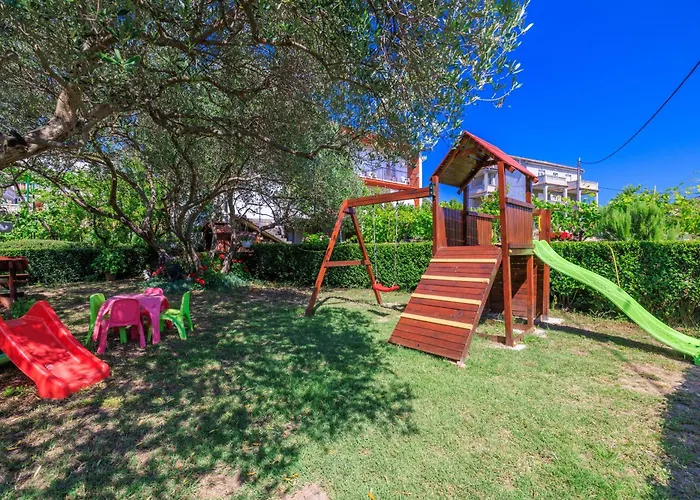 Apartman D. Matahlija Lopar